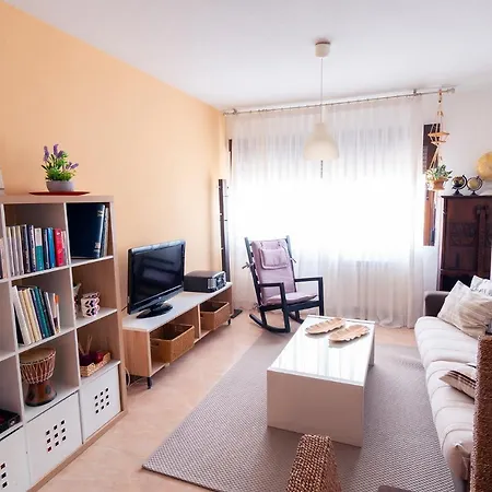 El Castillo Apartment *